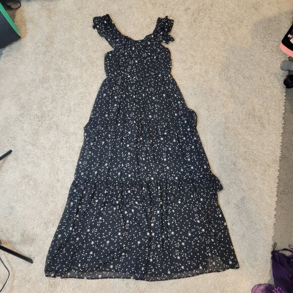 🖤Black Ruffle Maxi Off the Shoulder Dress with White Stars Pattern🖤 - Picture 4 of 8